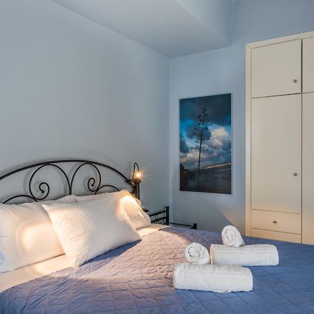 Nais Apartments & Studios Hriszí Aktí Haniá Szoba fotó